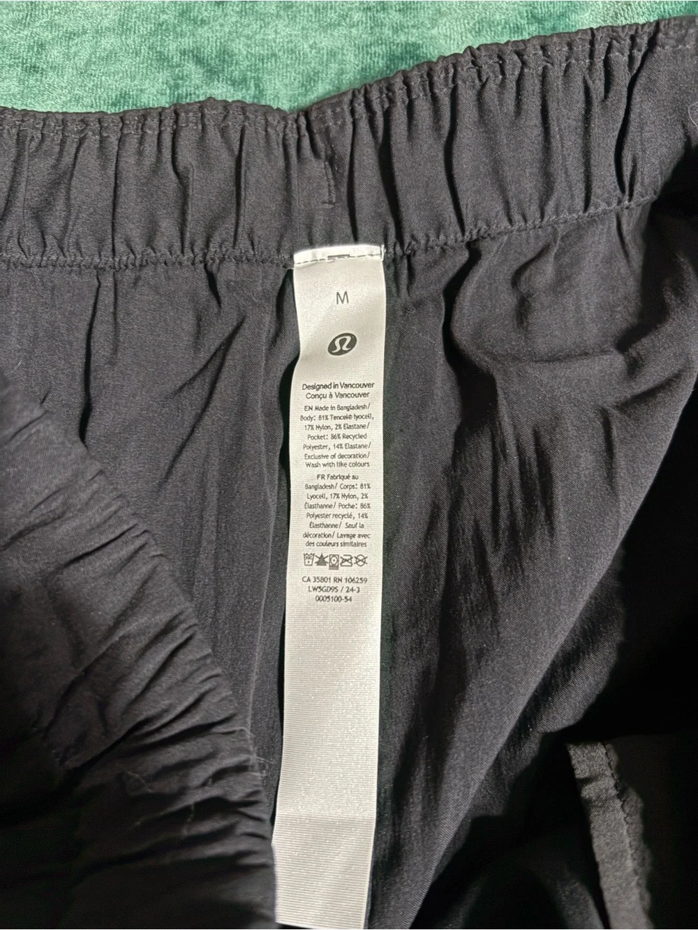 Lululemon Lightweight Adjustable Mid-Rise Cargo Pant